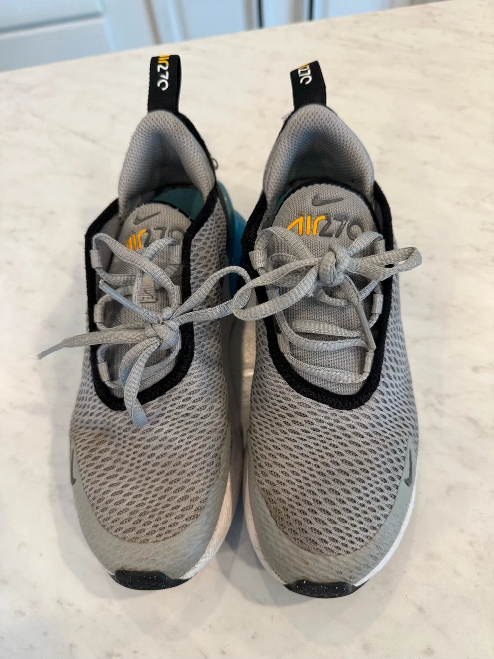 Nike Kids Air Max 270 in Grey and Blue